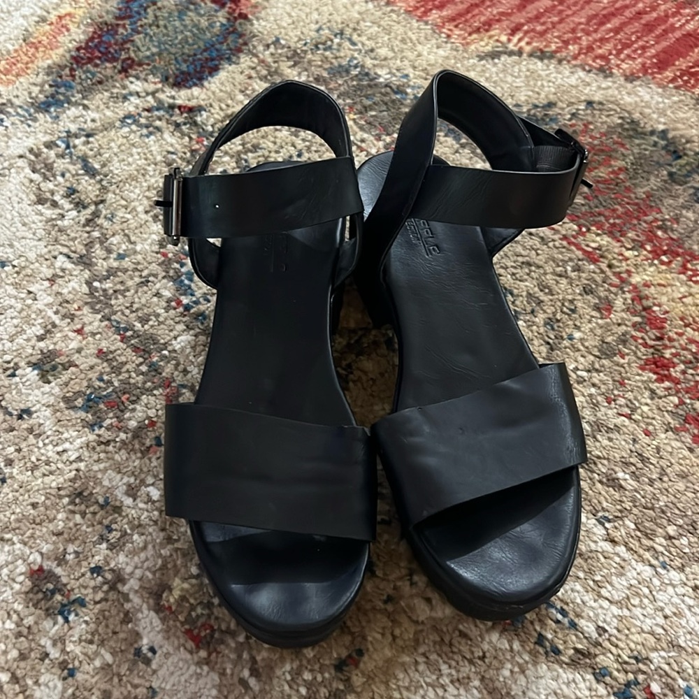 Nasty Gal Big You Up Platform Sandals - Picture 2 of 11